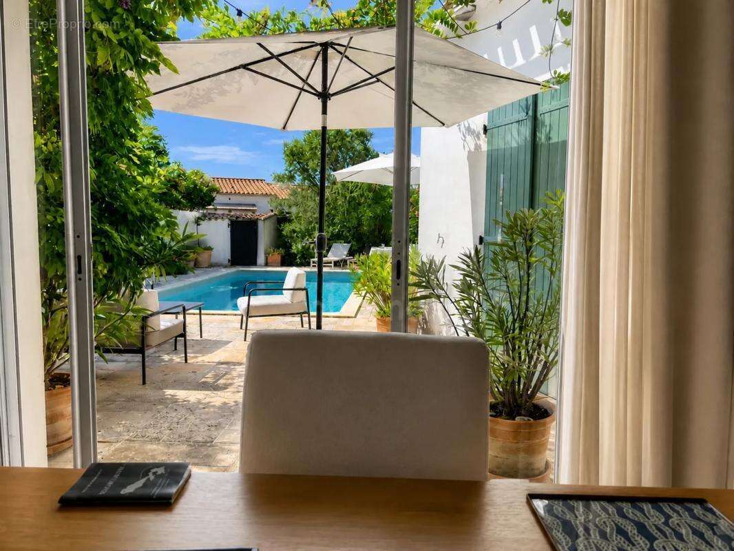 Maison de 5 pièces de 113 m² à Saint-Clément-des-Baleines - photo 3