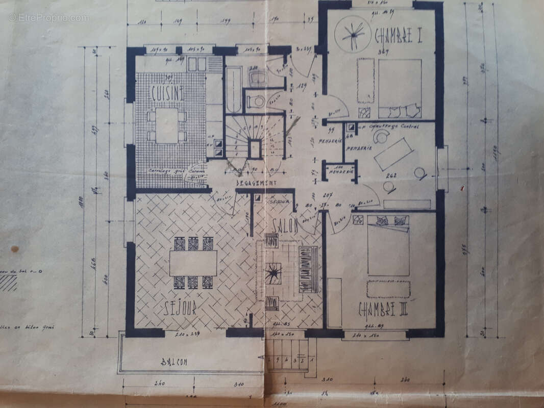 Maison à LES ORMES