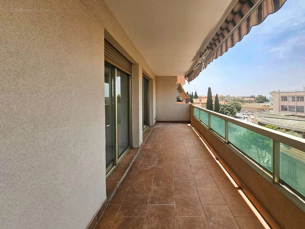 Appartement à SAINT-RAPHAEL