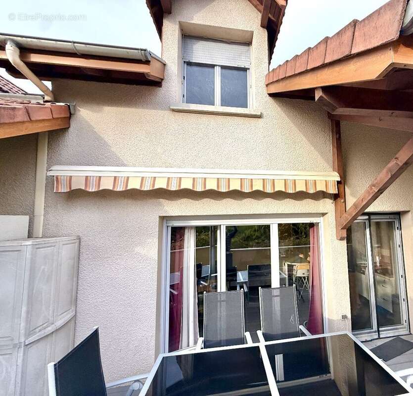 Appartement à VIZILLE