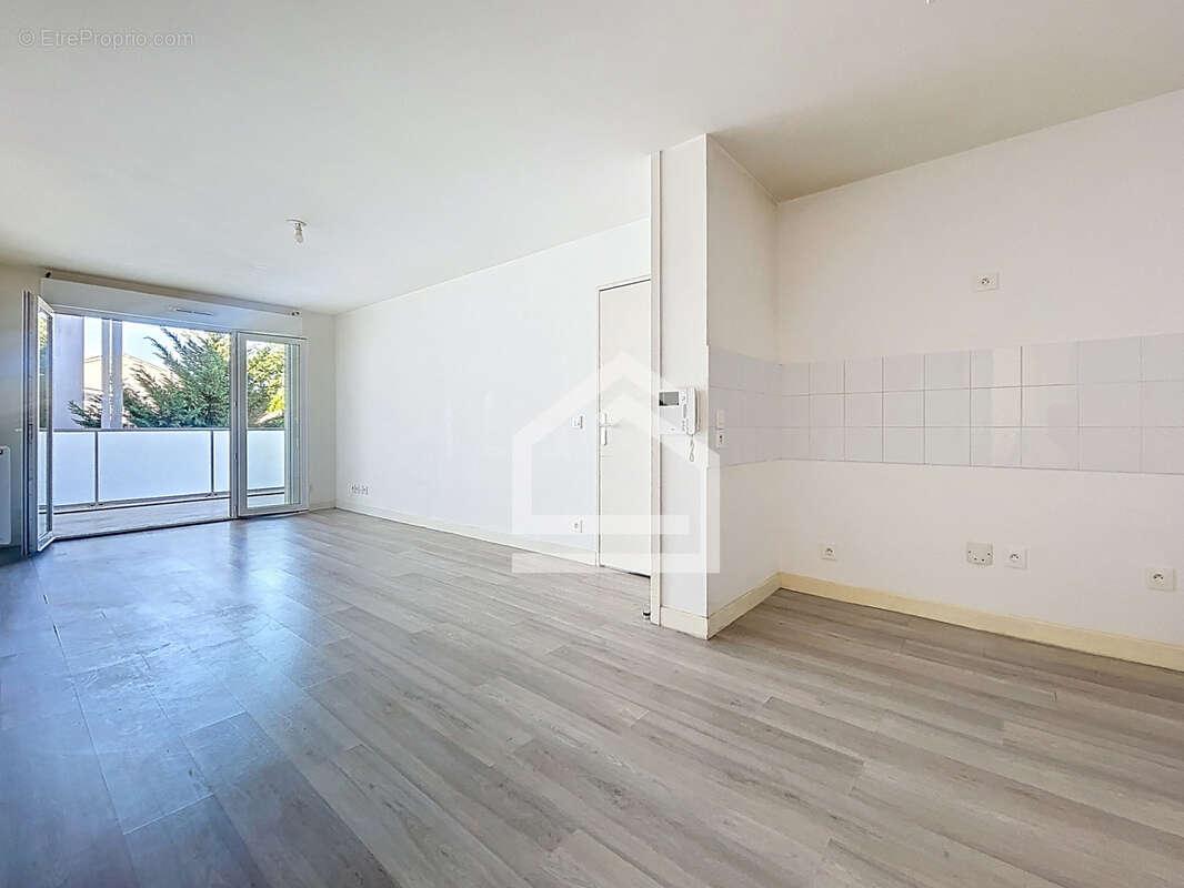 Appartement à VILLENAVE-D'ORNON