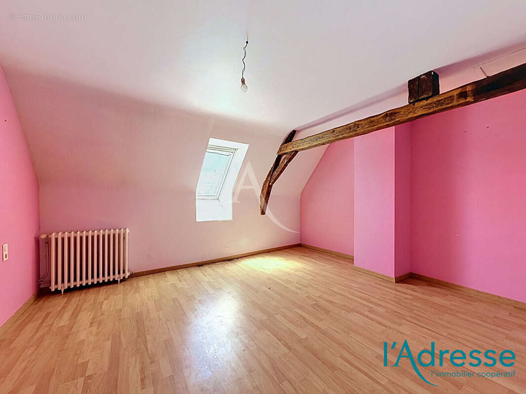 MAYENNE - Centre-ville : Immeuble de 290 m2 - photo 7