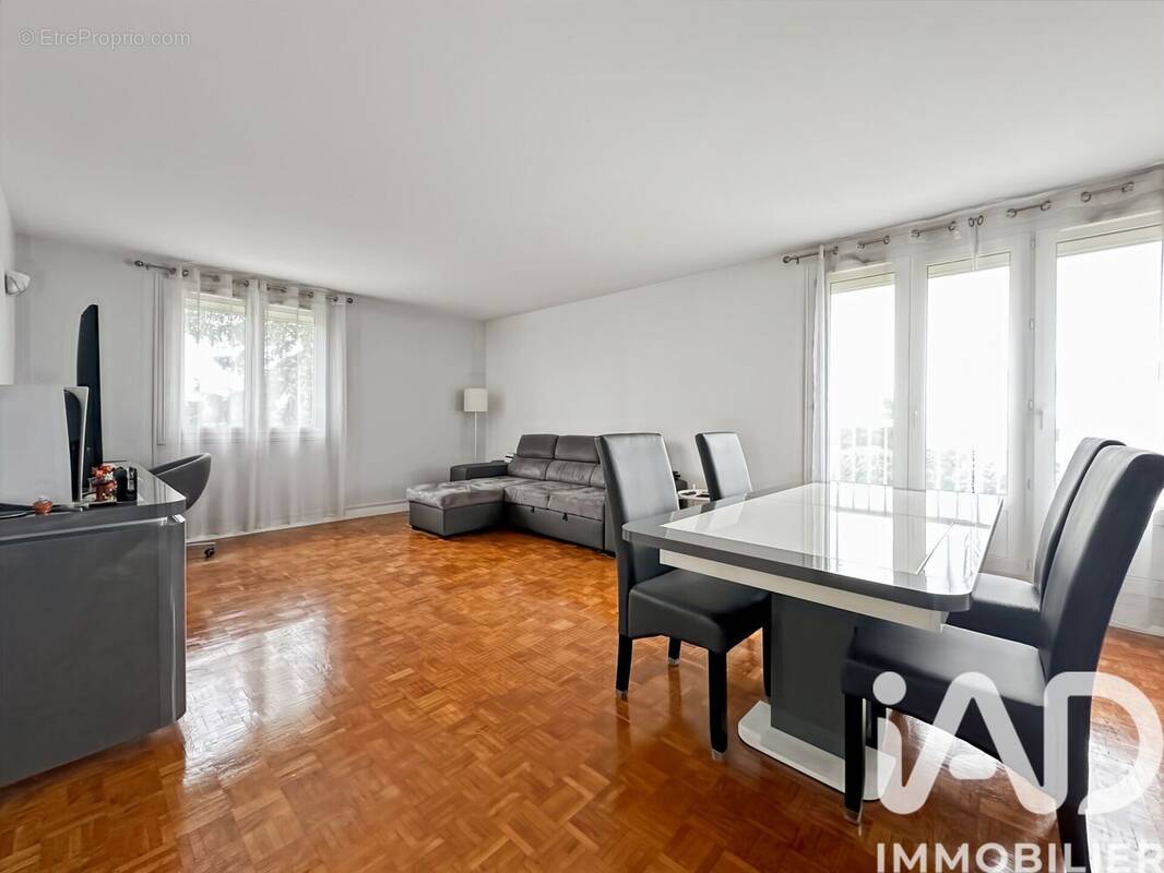 Photo 1 - Appartement à LIMEIL-BREVANNES