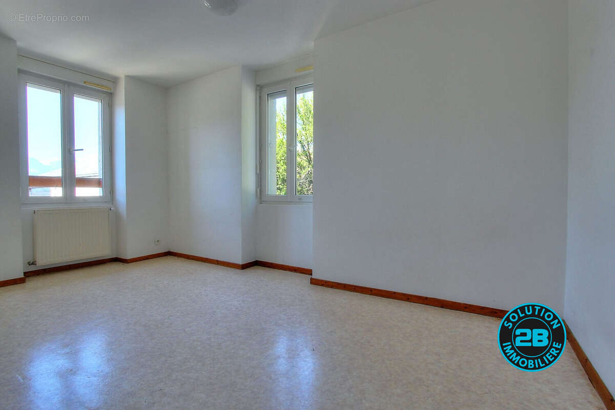 Appartement à SAINT-ALBAN-LEYSSE