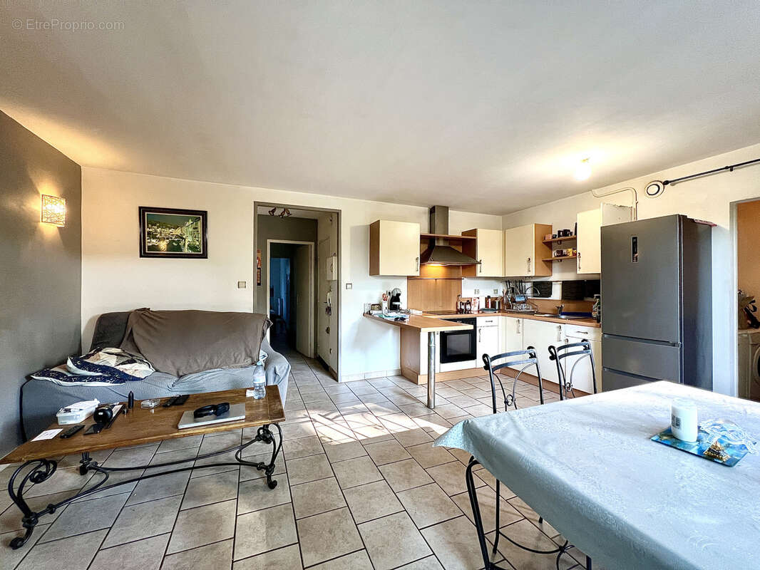 Appartement à MARSEILLE-13E