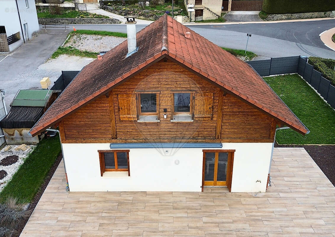 Maison à VIUZ-EN-SALLAZ