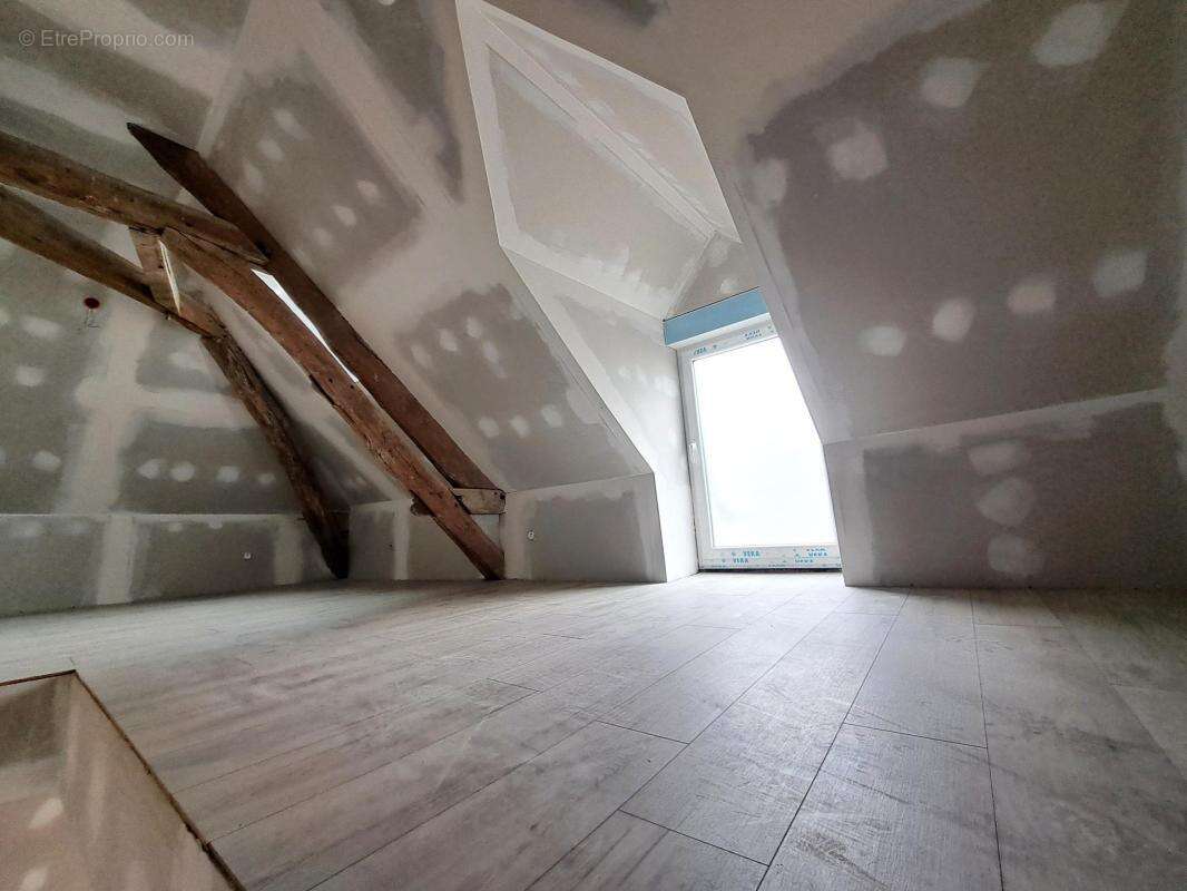 2 maisons, plein centre ville sur un terrain clos - photo 4