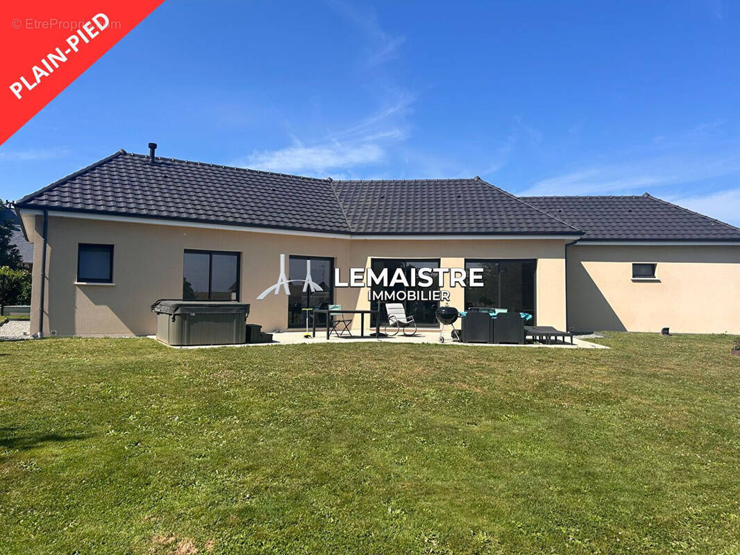 Maison à GONNEVILLE-LA-MALLET