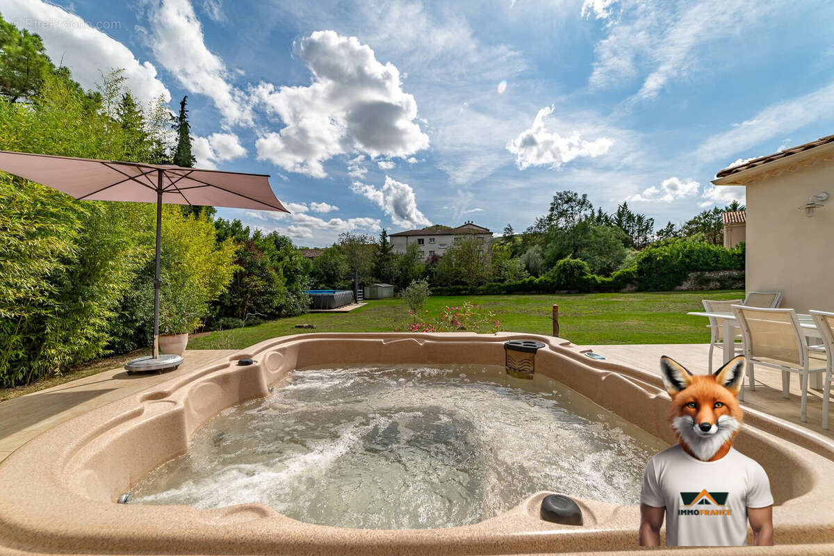 Maison à SAINT-AMBROIX