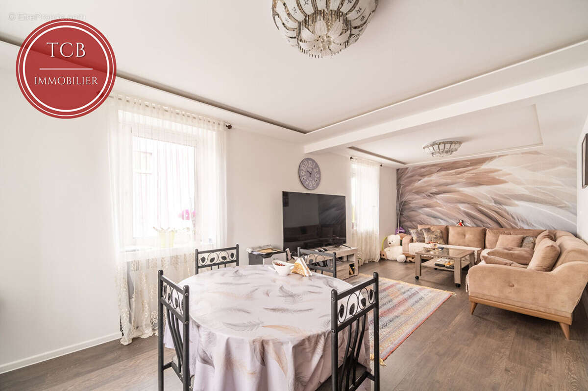 Maison Seppois-le-Bas 5 pièce(s) 136 m2 - photo 5