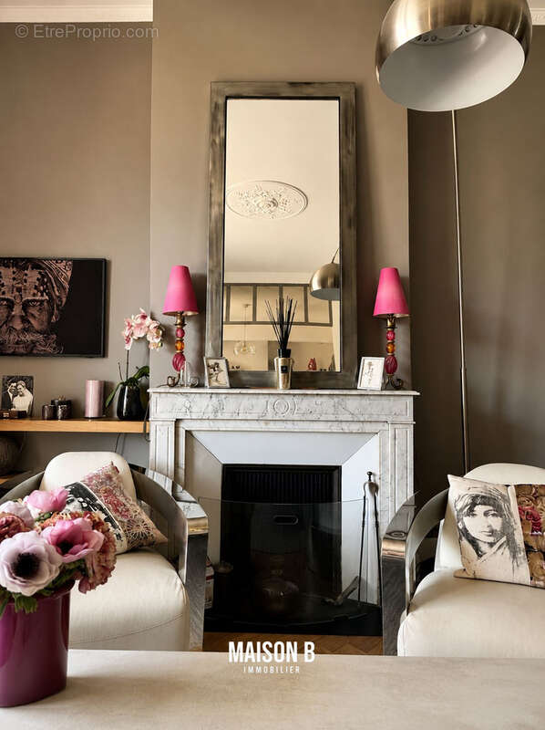 Appartement à MARSEILLE-6E