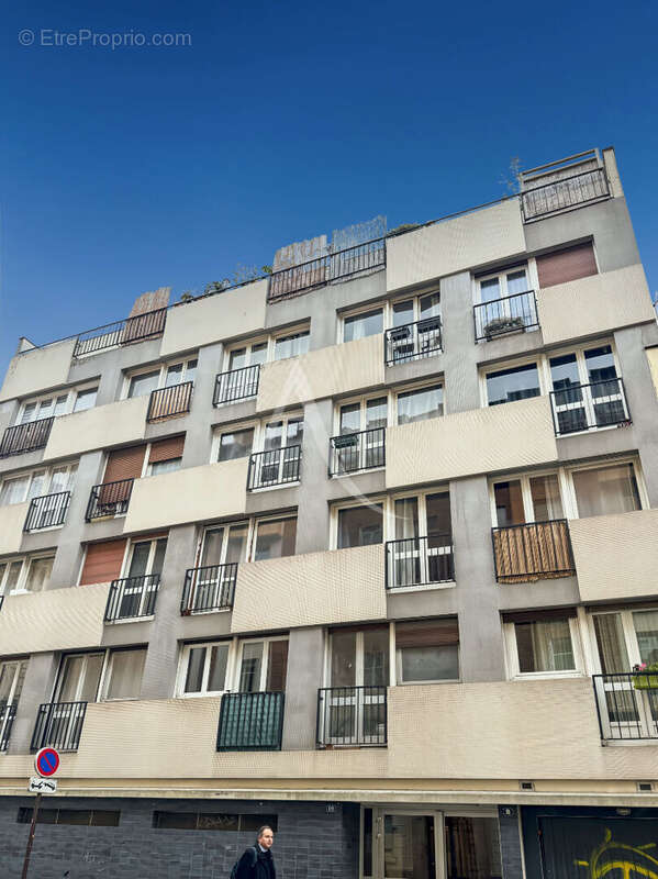 Appartement à PARIS-20E