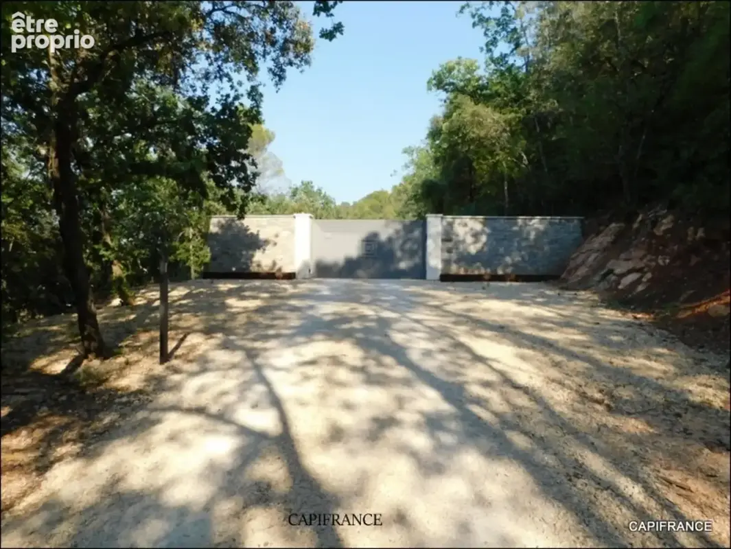 A LE VAL (83143) Maison familiale avec piscine, 4 chambres, grand garage, terrain naturel et boisé - photo 22