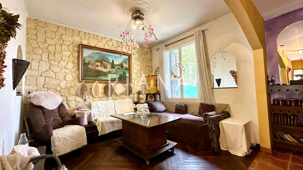 Maison à MARSEILLE-13E