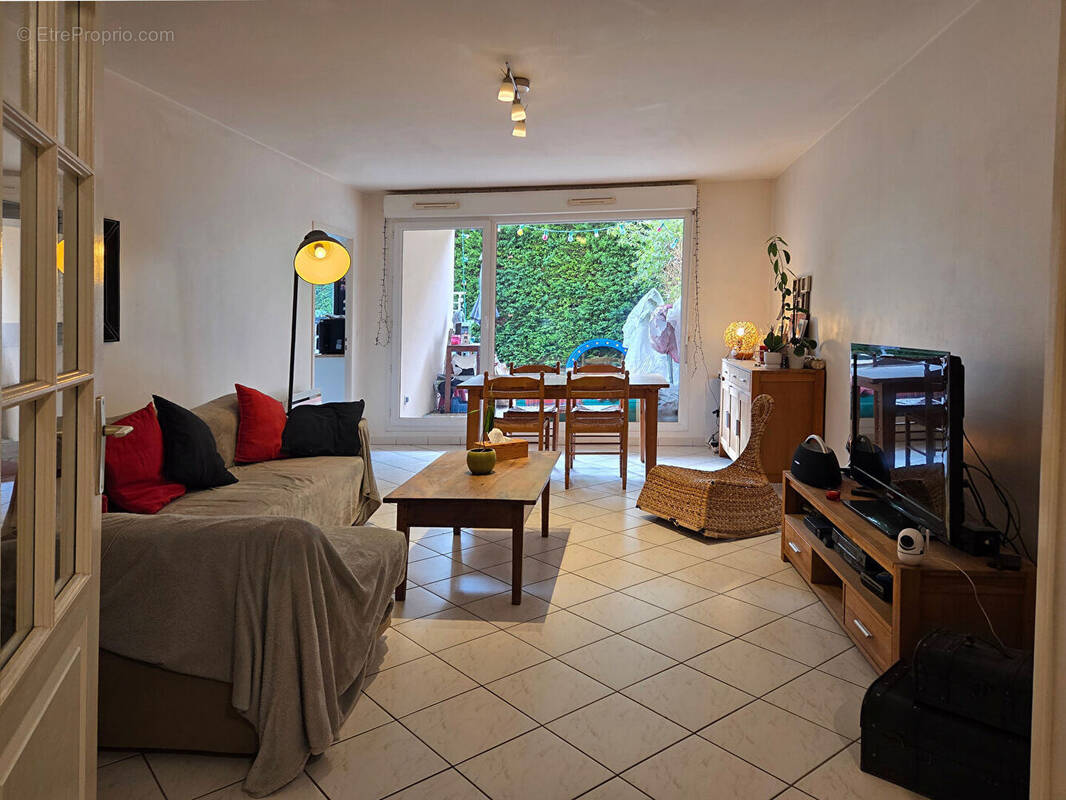 Appartement à ORLIENAS