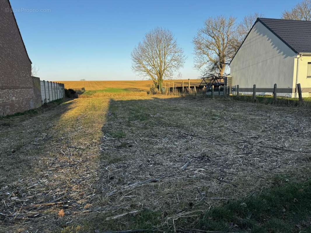 Terrain 675 m² à Bantigny  - photo 2
