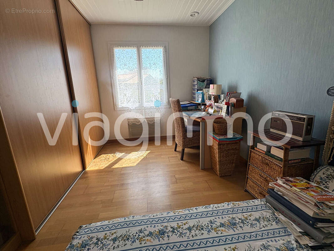 Maison à LA GENETOUZE