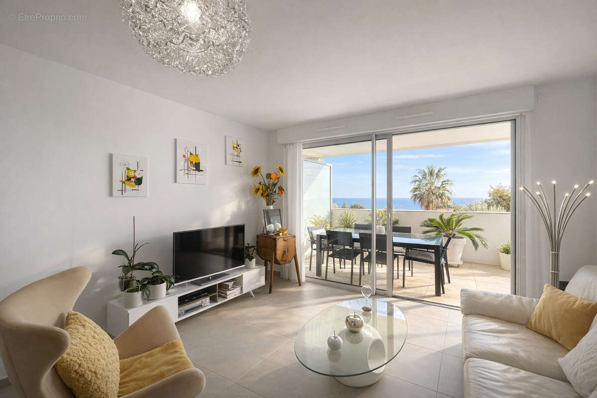 Appartement à ROQUEBRUNE-CAP-MARTIN