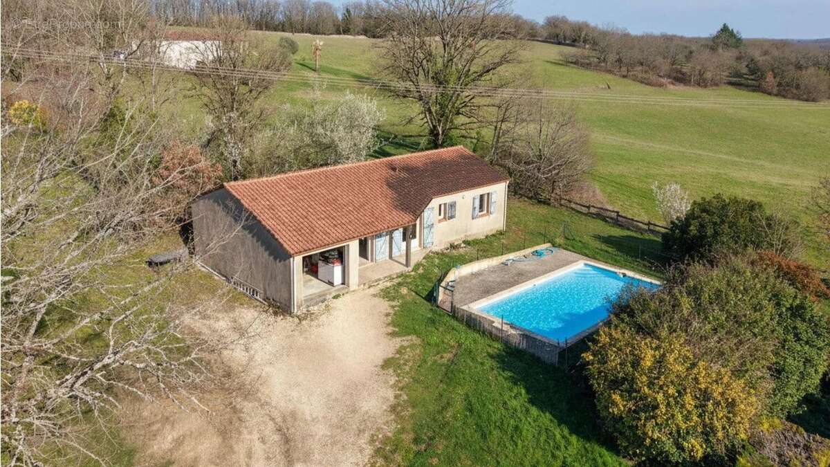 Maison à CAZALS