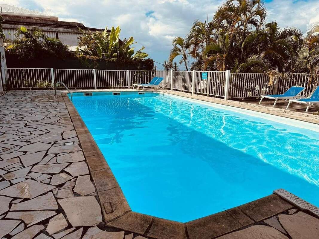 Appartement à LES TROIS-ILETS