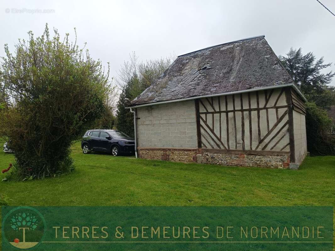 Maison à CORMEILLES