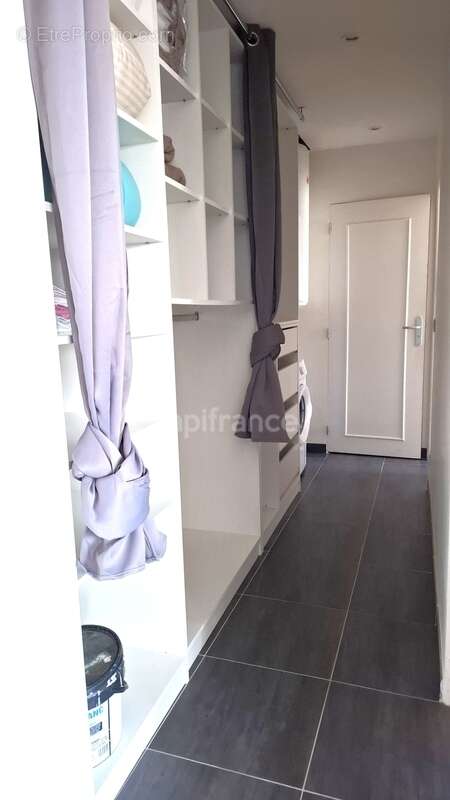 Appartement 4 pièces rénové - 3 chambres - 2 balcons - Gare RER D à pied - photo 8