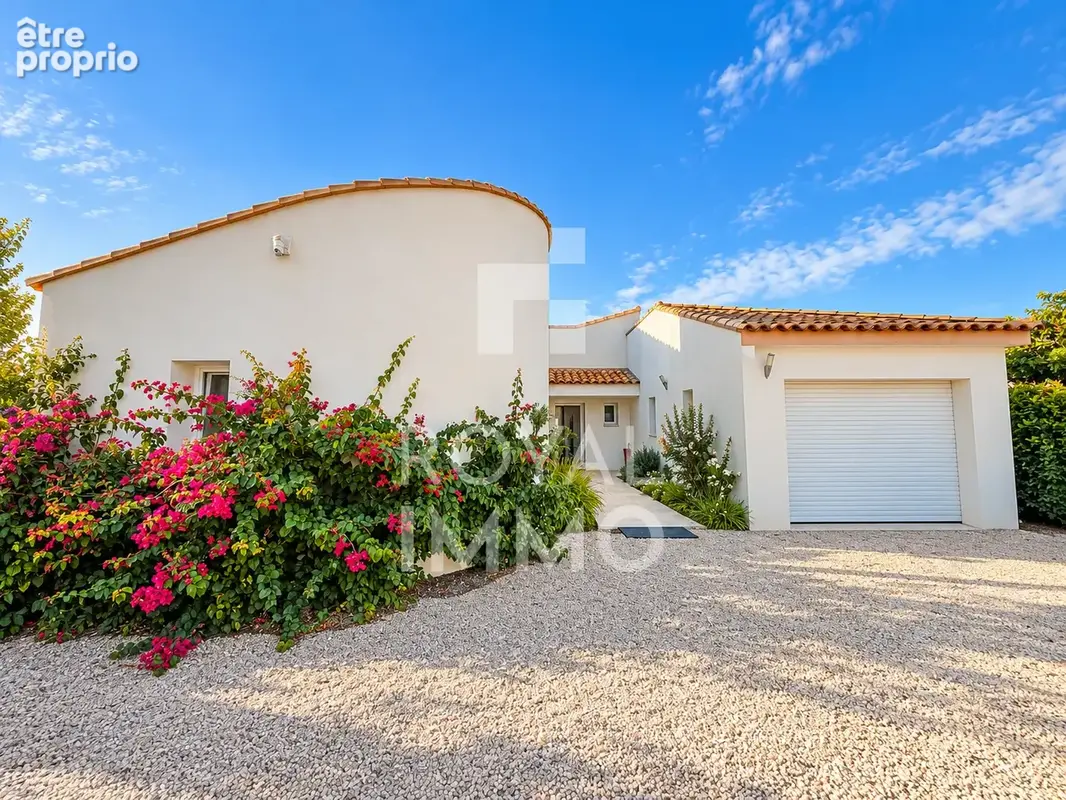 SIX-FOURS La Coudoulière - Maison neuve de plain pied avec piscine et vue mer - photo 8