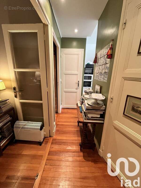 Photo 3 - Appartement à NEUILLY-SUR-SEINE