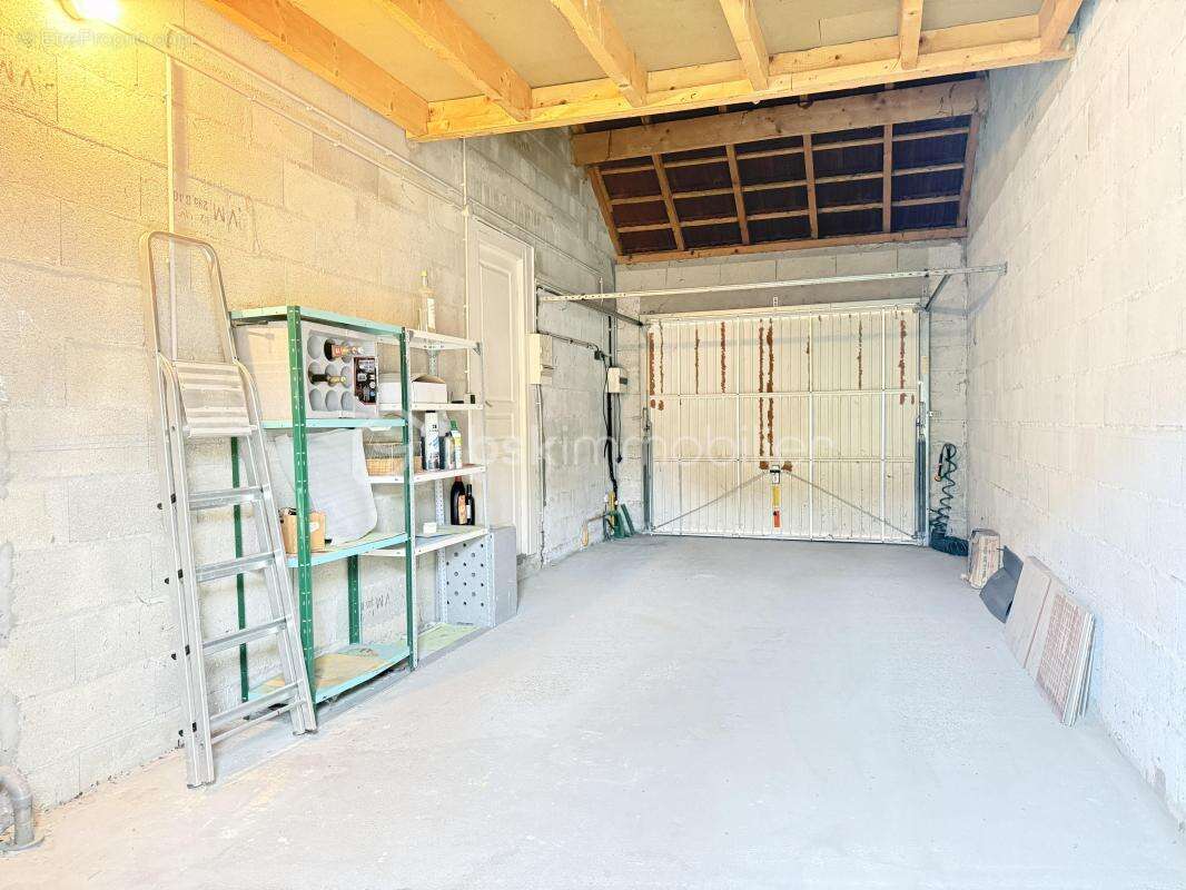 Maison familiale chaleureuse située dans un secteur tranquille, à deux pas des commodités - photo 18