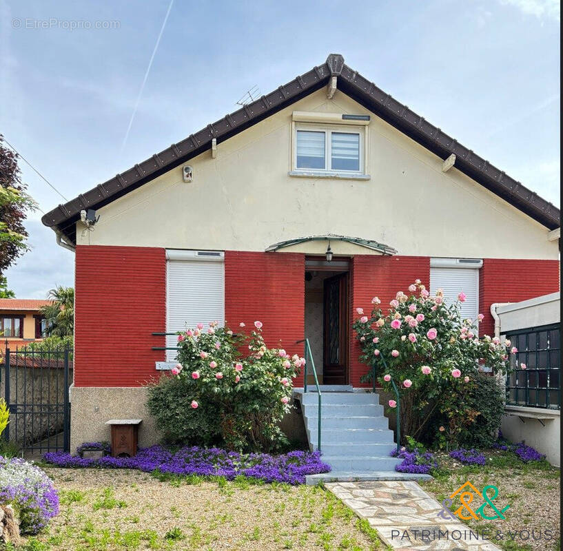 Maison à CHAMPIGNY-SUR-MARNE
