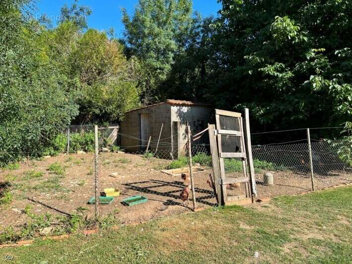 Maison à VERTEUIL-SUR-CHARENTE