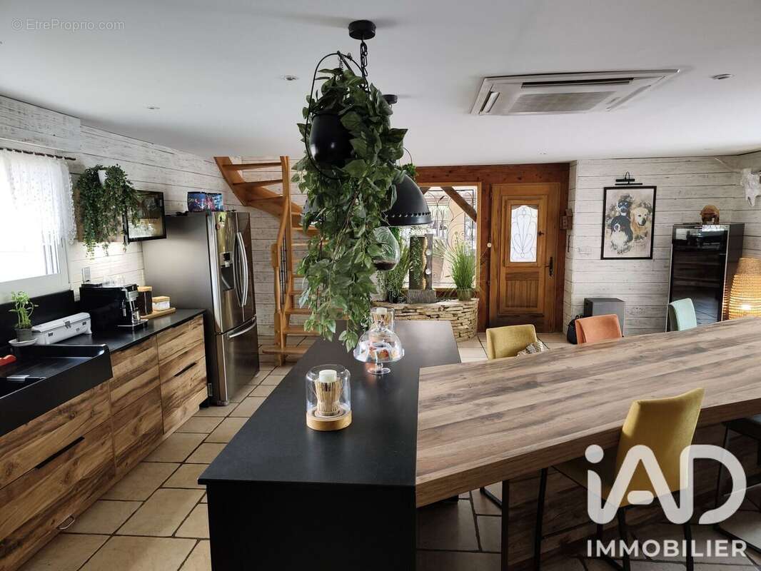 Maison 165 m² à Meze  - photo 6