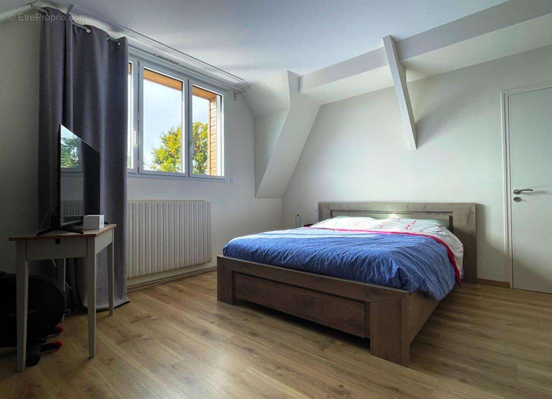 Coup de coeur  ! Bourg 6 Pièces 155 m2 - photo 13