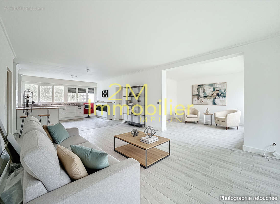 Appartement à VAUX-LE-PENIL