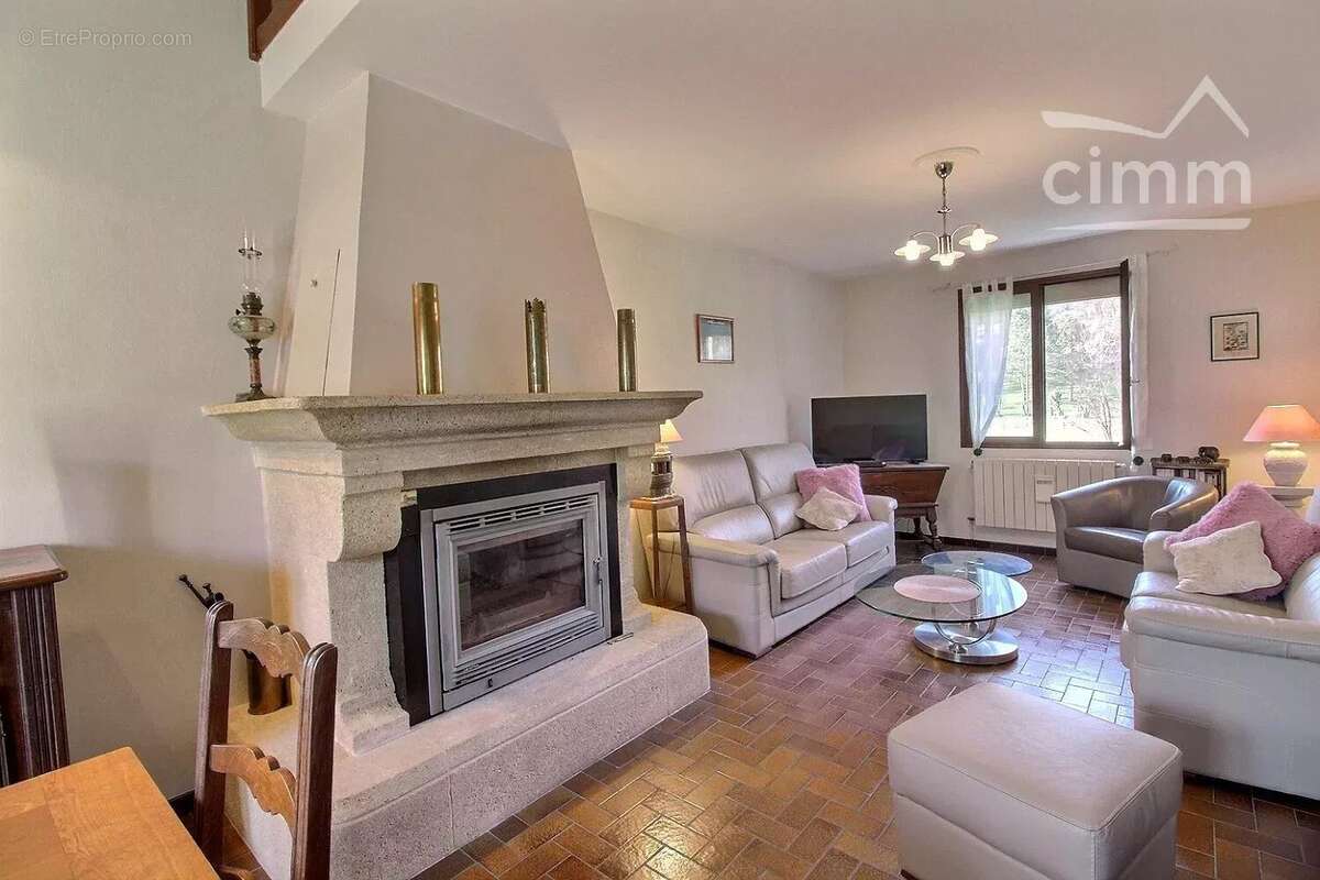 Maison à NAIVES-ROSIERES