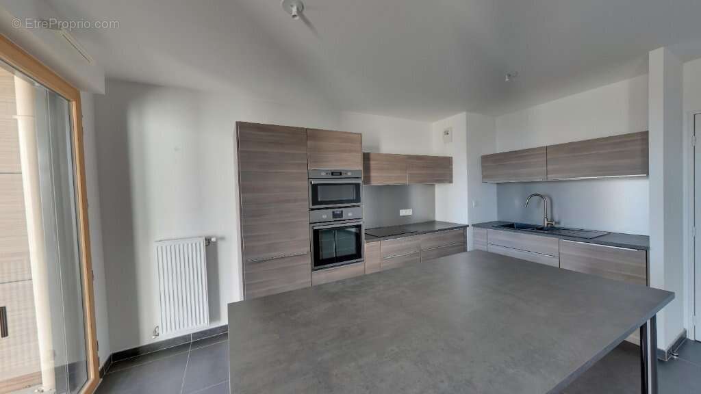 Appartement à LYON-4E