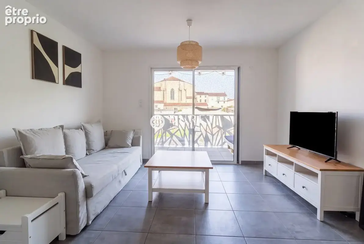 Appartement 2 pièces 45 m² à vendre à Les Herbiers (85500) - photo 2