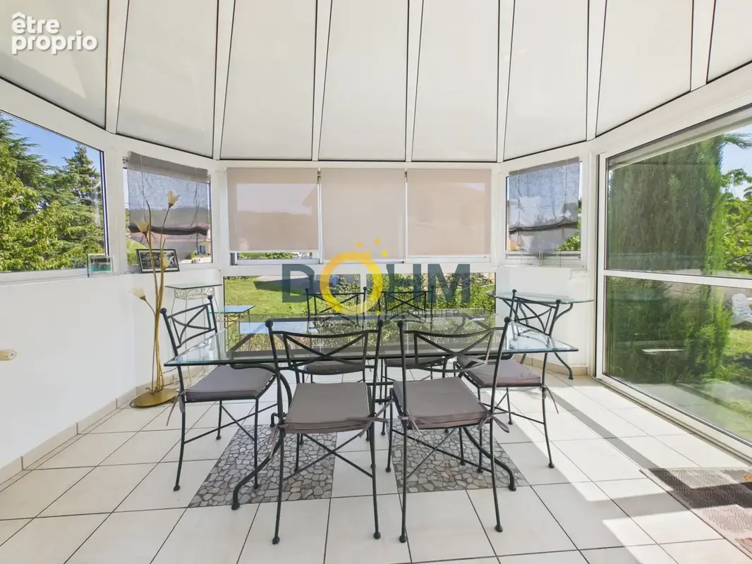 Maison 6 pièces 130 m2 terrain 1300m2 avec piscine - photo 3