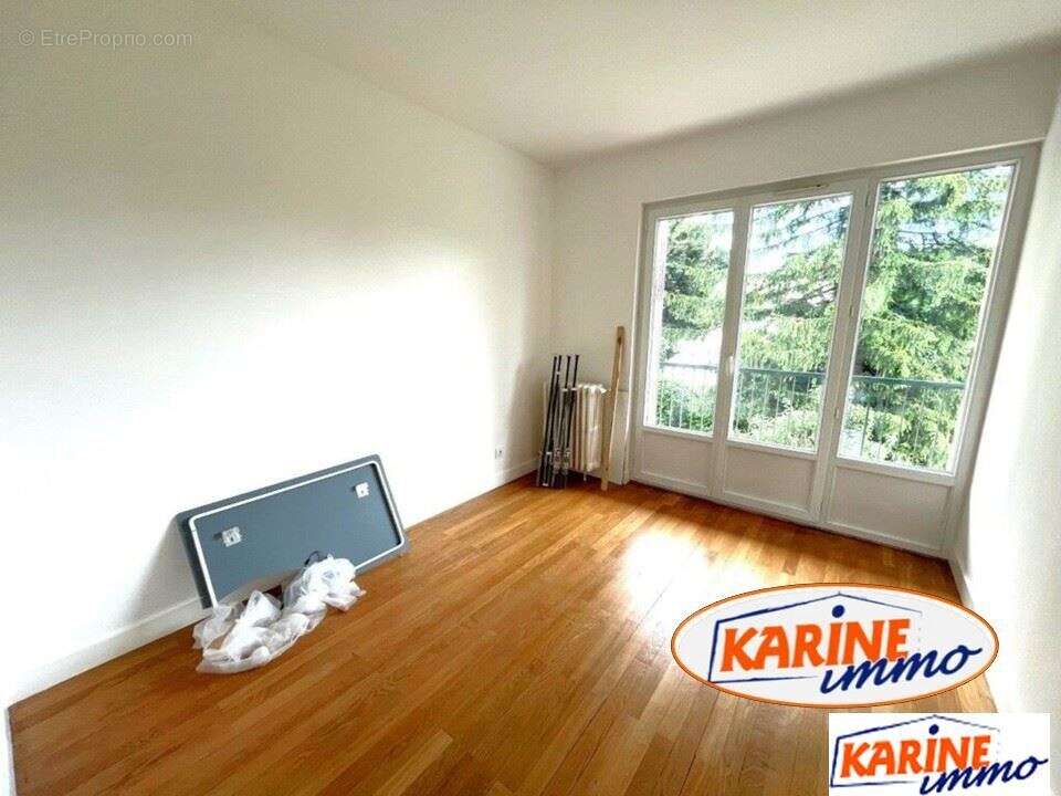 Appartement à FONTAINES-SUR-SAONE