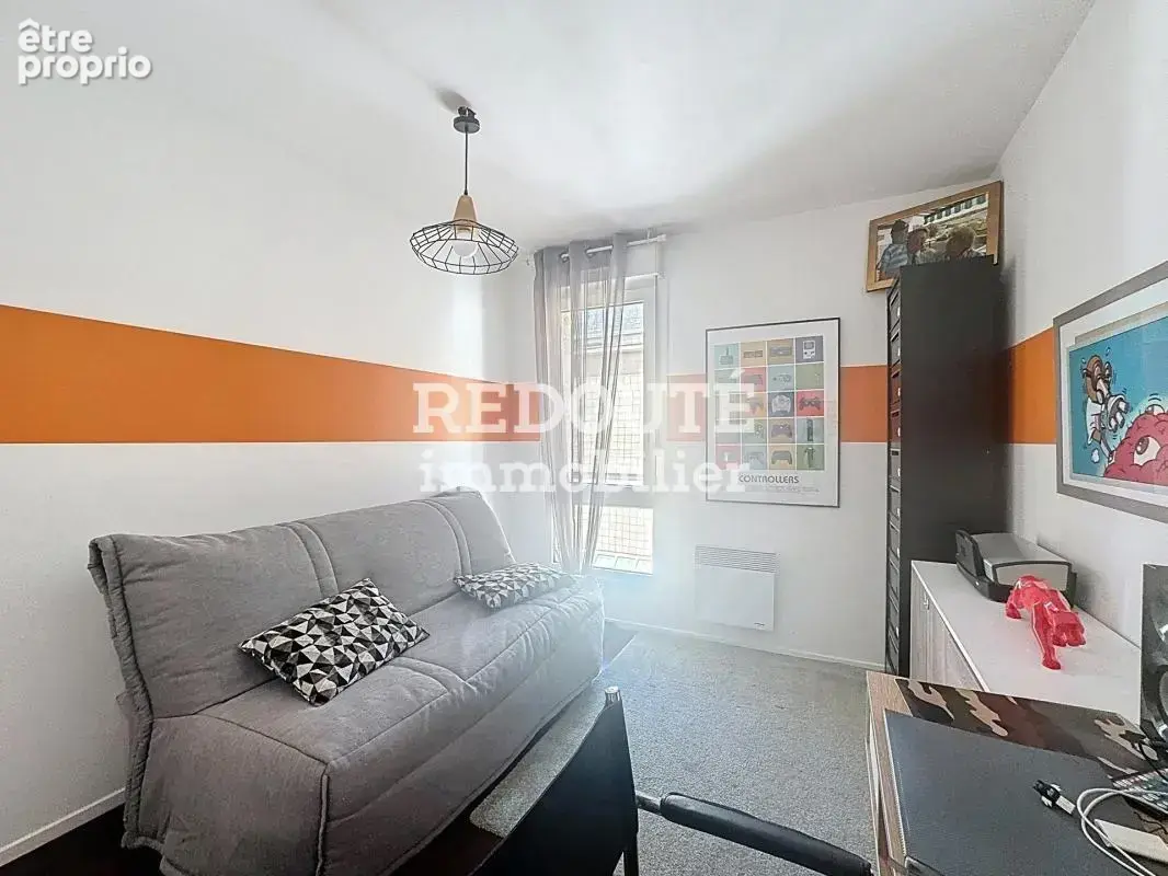 Epernay hyper centre : dernier etage - appartement en duplex - photo 9
