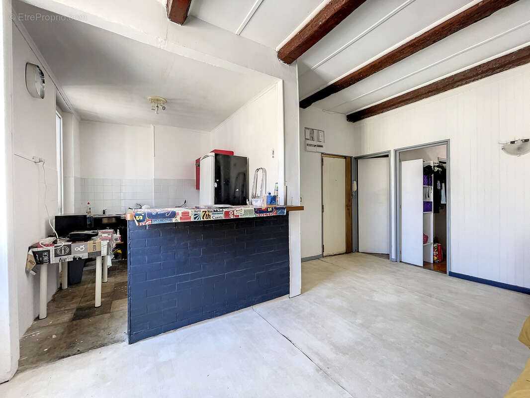 Appartement à MARSEILLE-6E