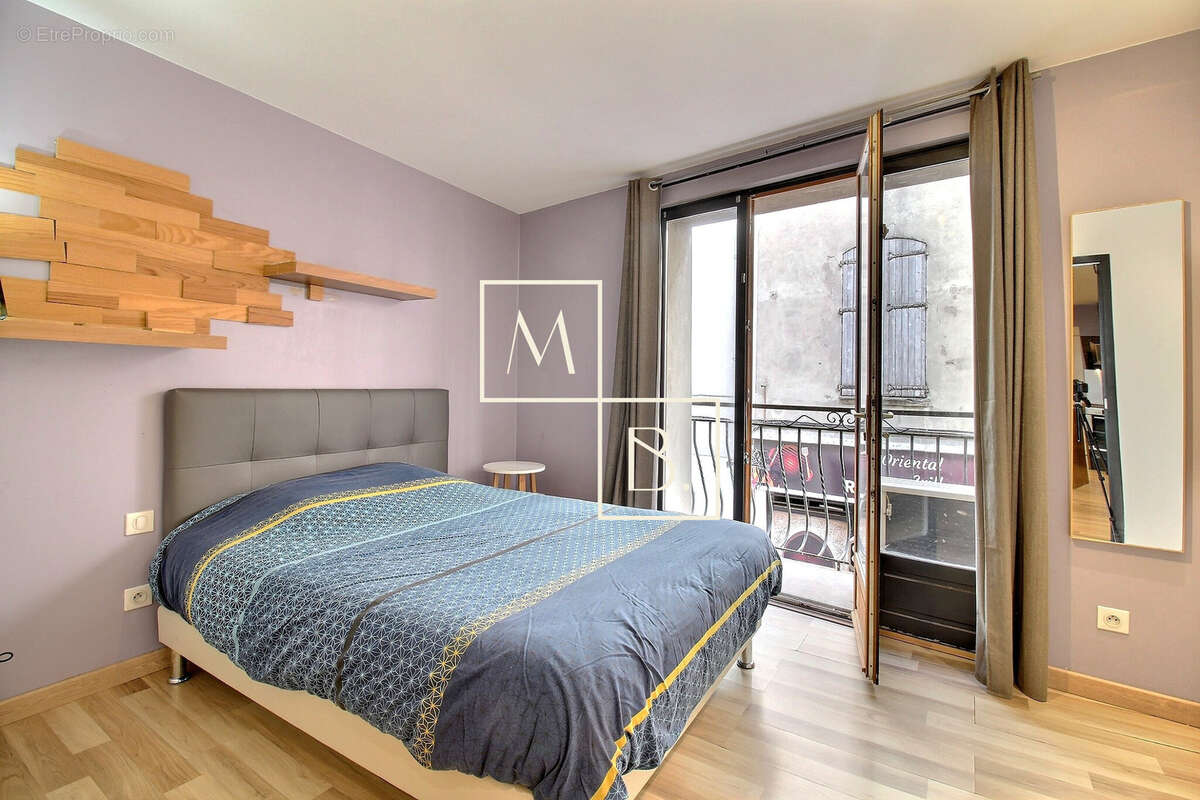 AGDE, Centre historique, appartement T2 meublé de 38 m2 avec terrasse/patio. - photo 8