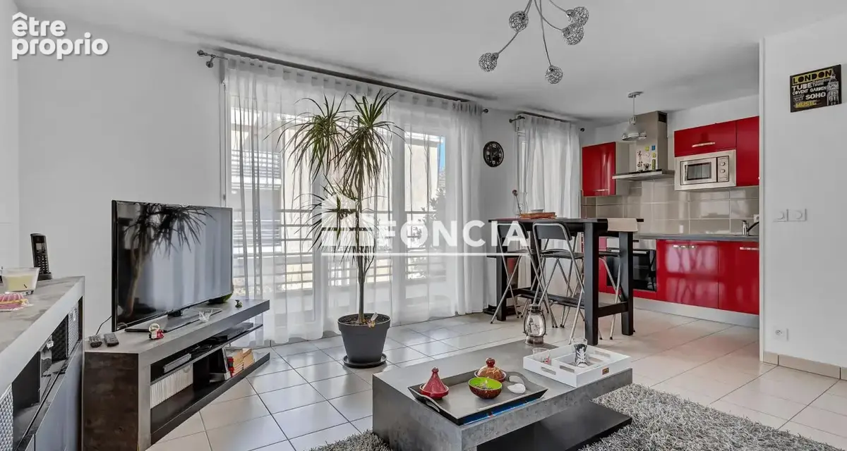 Appartement à CHILLY-MAZARIN