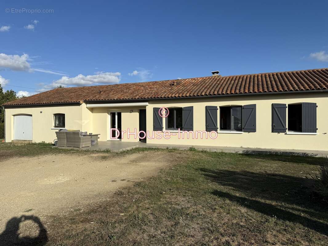 Maison à LE ROCHEREAU