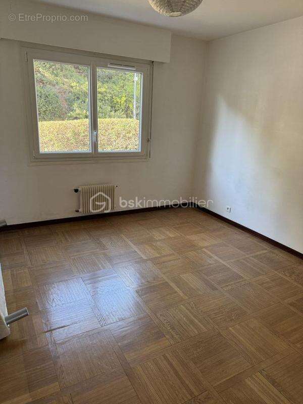 Appartement à CAP-D'AIL