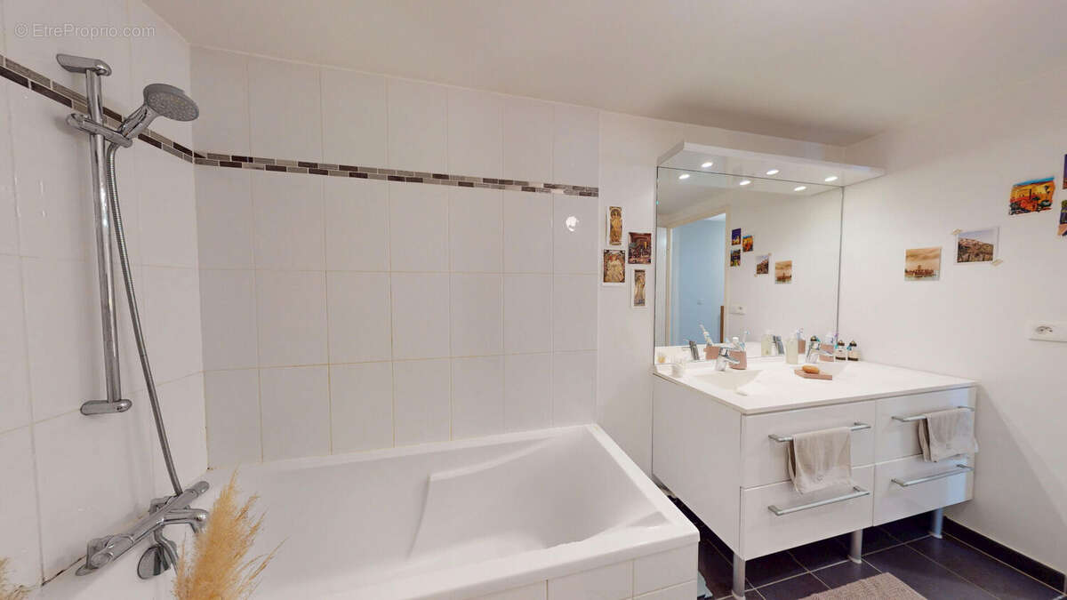 Appartement à SAINT-OUEN