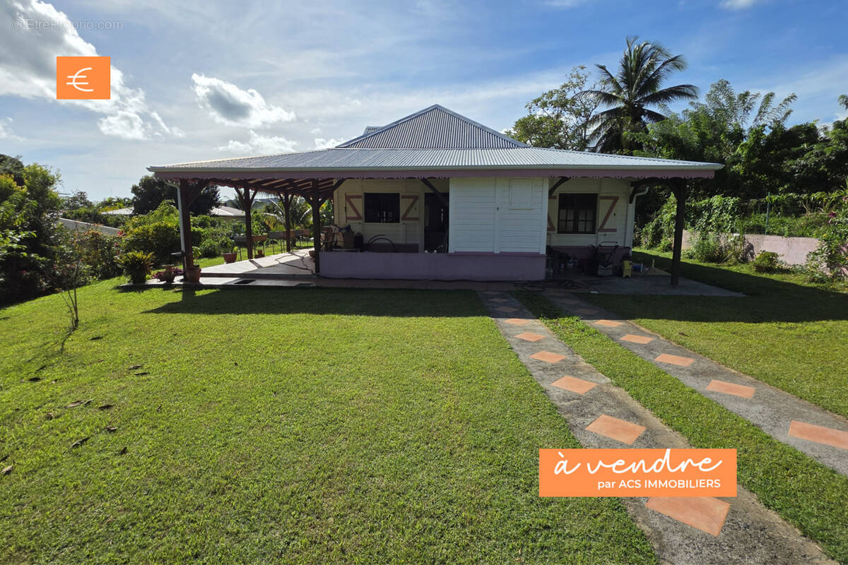 Maison à RIVIERE-PILOTE