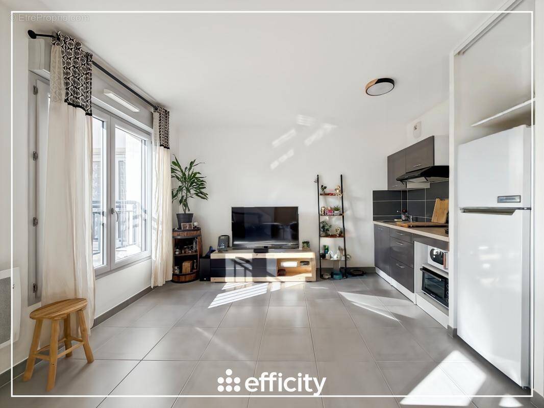 Appartement à EMERAINVILLE