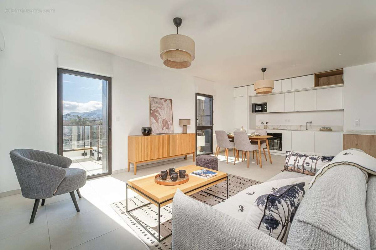 Appartement à MARSEILLE-8E