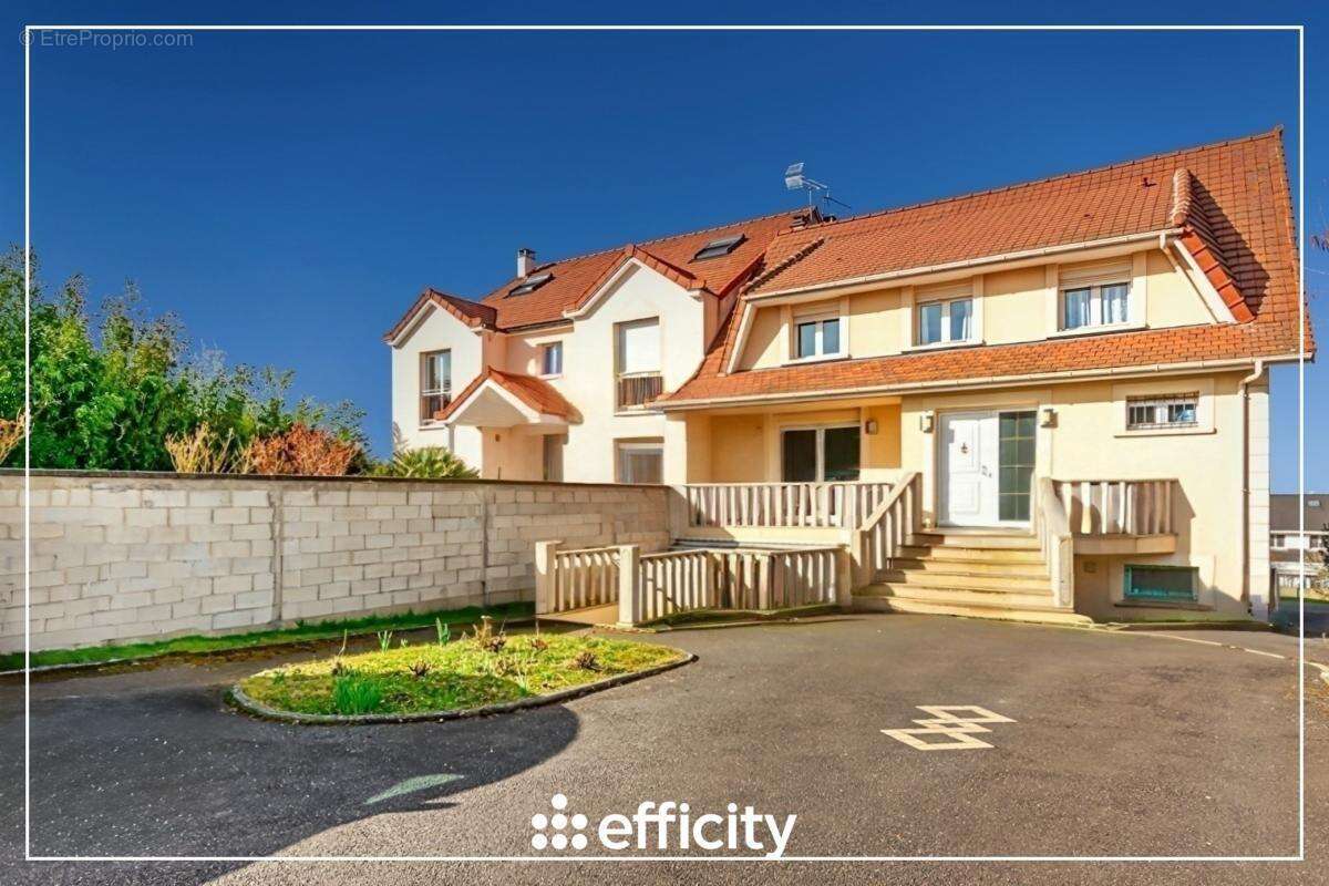 Maison à CHAMPIGNY-SUR-MARNE